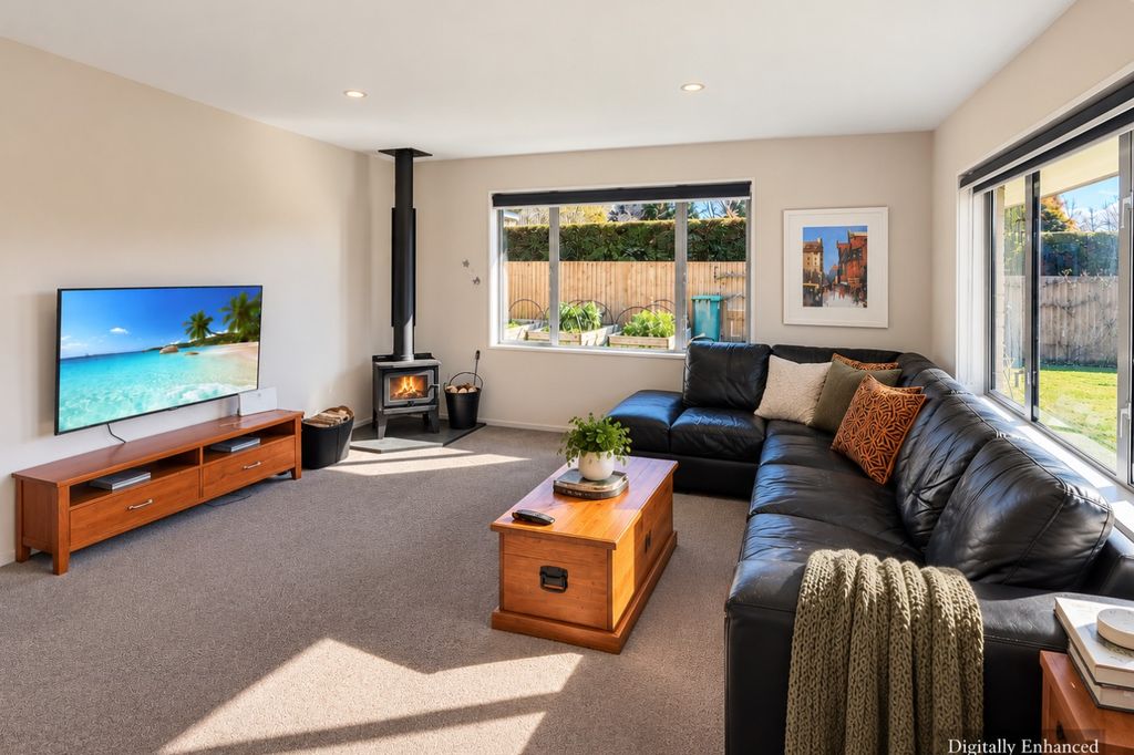 LEESTON - 3 BEDROOM 2