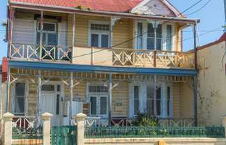 12 Gore Street, Bluff