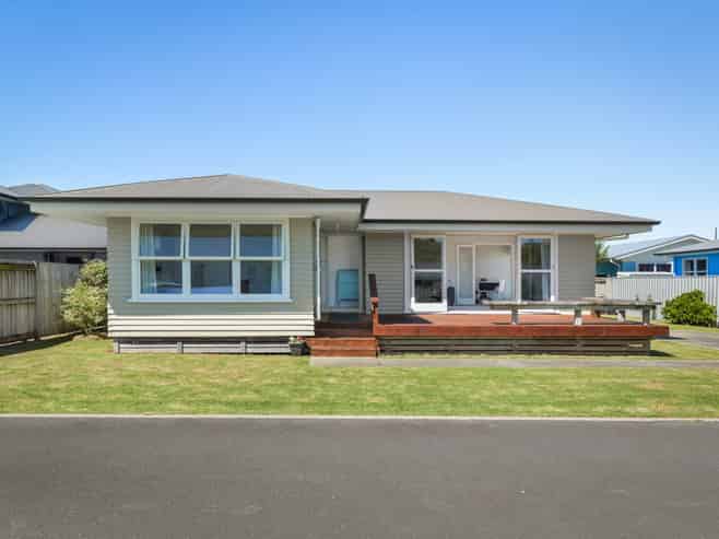 15A Sandleigh Drive, Athenree