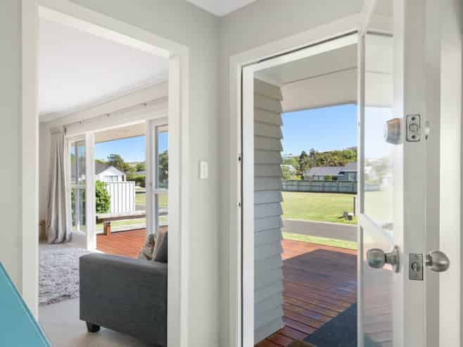 15A Sandleigh Drive, Athenree