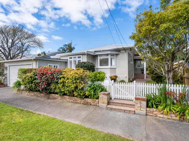 1 Ngapawa Street, Sandringham