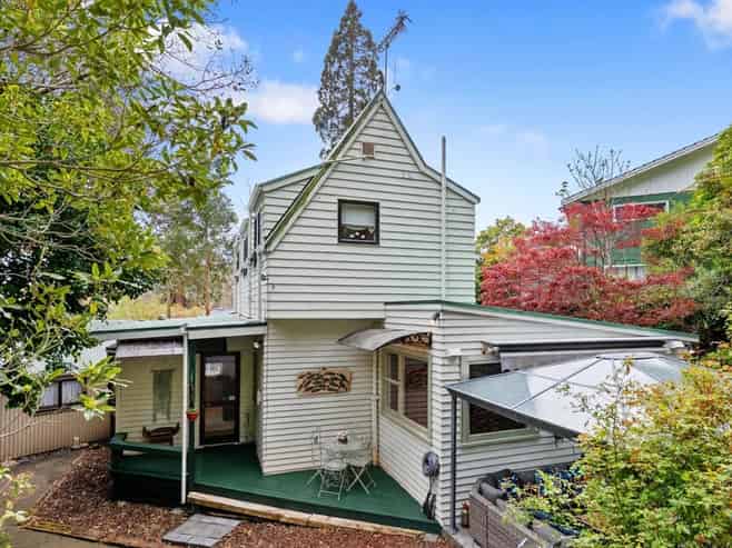 30 Hine Road, Wainuiomata