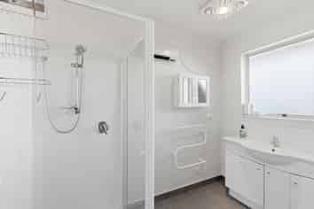 6A Takapu Place, Bromley