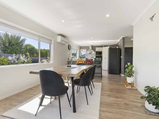 29 Armstrong Avenue, Carterton