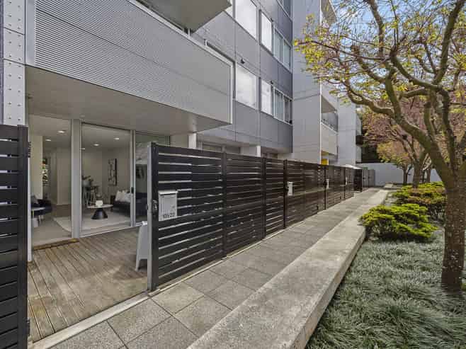 105/22 Fisher Point Drive, Freemans Bay