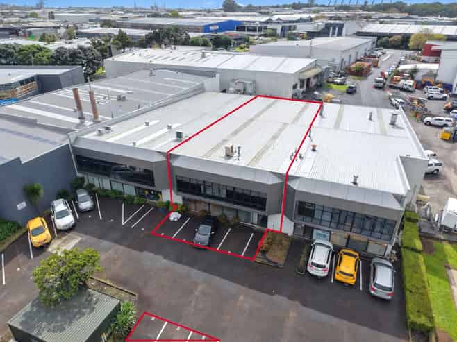 Ample Car Parks & Ready to Go!