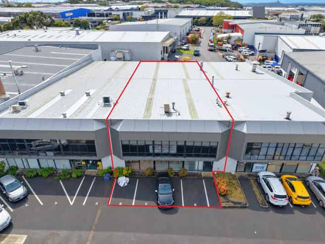 Ample Car Parks & Ready to Go!
