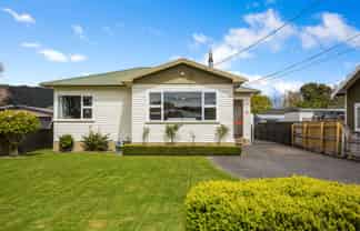 40 Lincoln Avenue, Epuni