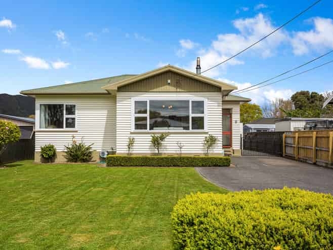40 Lincoln Avenue, Epuni