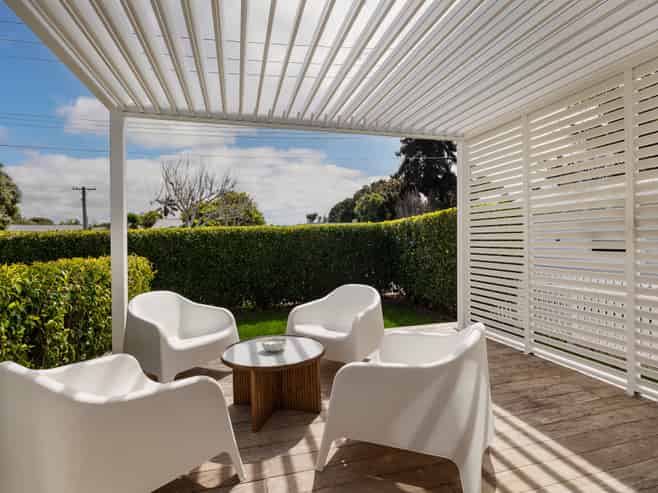 2 Harlston Road, Mount Albert