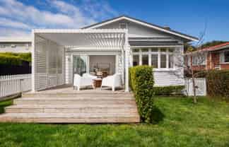 2 Harlston Road, Mount Albert