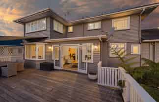 26 Baring Terrace, Strandon