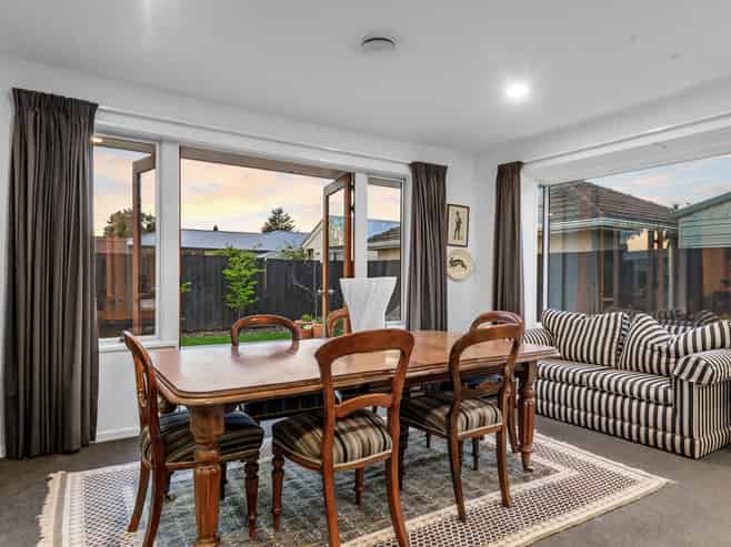 169 Grimseys Road, Redwood