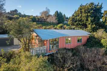 38 Patmos Avenue, Woodhaugh