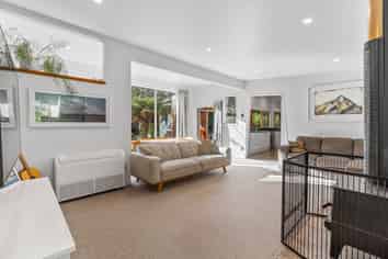 38 Patmos Avenue, Woodhaugh