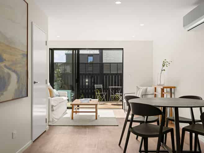 2-5/44 Roker Street, Somerfield