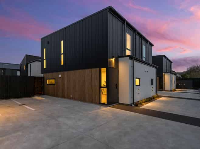 2-5/44 Roker Street, Somerfield