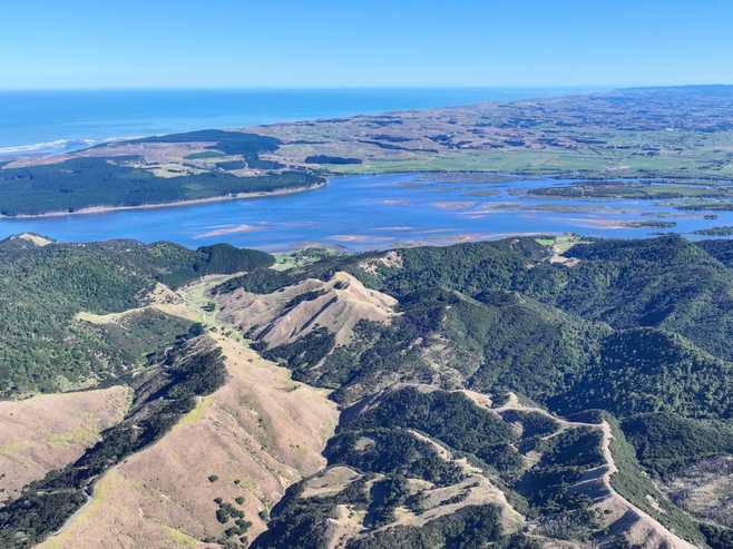 372ha Coastal giant with epic Tasman sea views