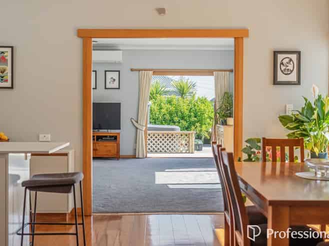 18 Birdwood Road, Waterloo