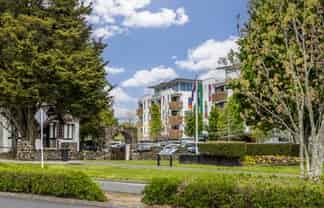 612/22 Library Lane, Albany