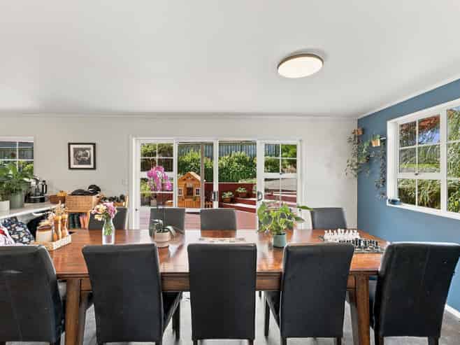 6D Donnelly Street, Oakura