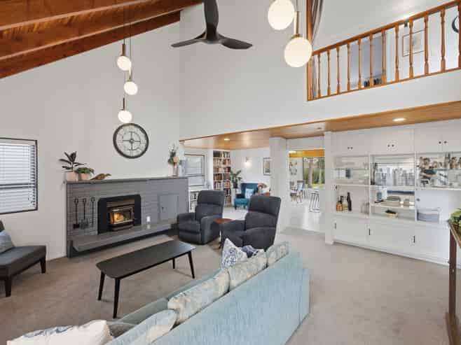 5A La Salle Drive, Westown