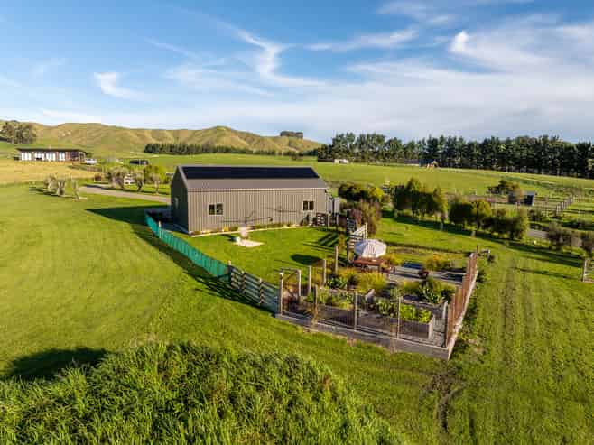195D Millars Road, Carterton