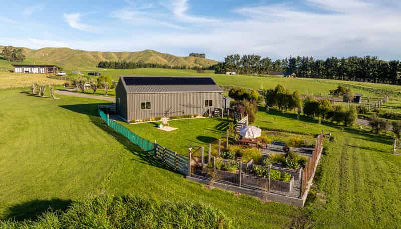 195D Millars Road, Carterton