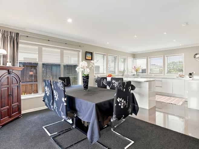 82 Palm Springs Boulevard, Papamoa