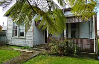 129 Russell Street, Westport