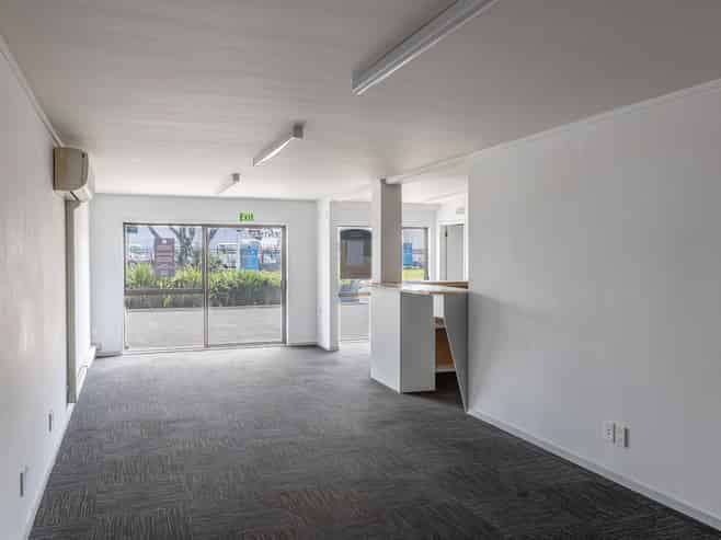 Prime Mount Owner Occupier Opportunity