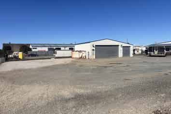 2,100sqm Yard with Workshop - Drury