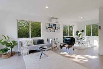 2/66 Coronation Road, Hillcrest