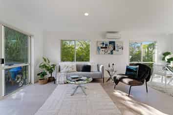 2/66 Coronation Road, Hillcrest