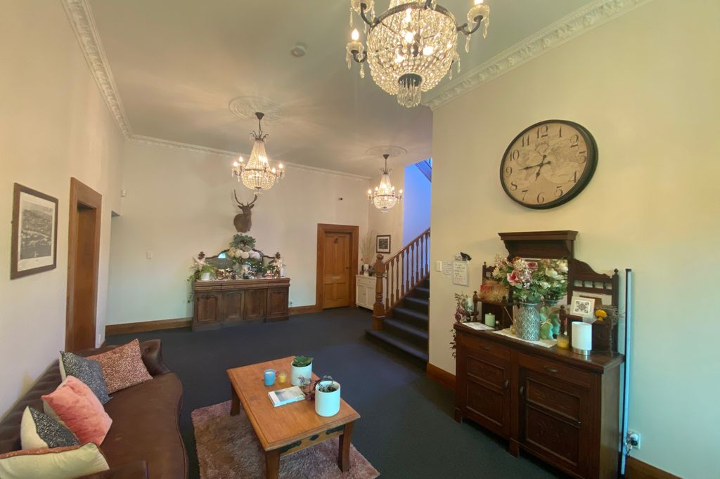 Room 3/66 Sydney Street, Petone 1
