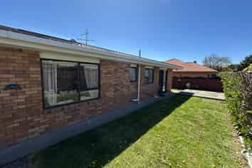 2/245 Nayland Road, Stoke