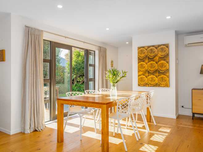 6 Cassidy Avenue, Lincoln