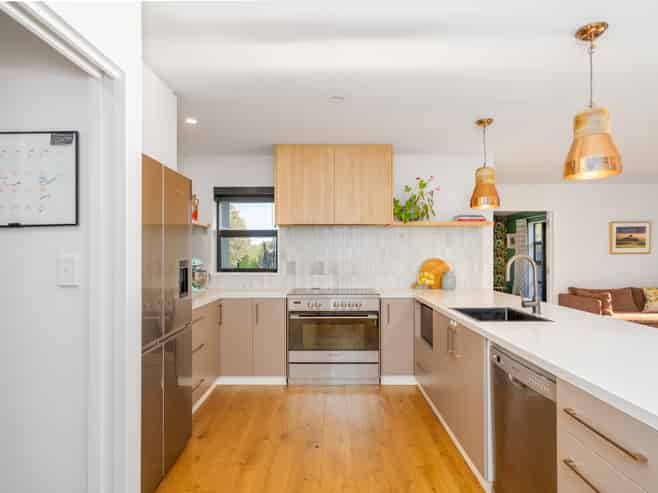 6 Cassidy Avenue, Lincoln