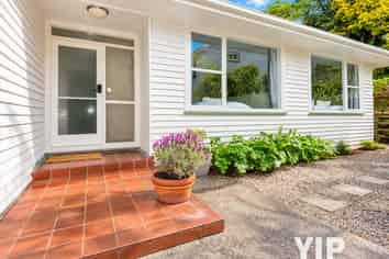 5 Winston Street, Crofton Downs