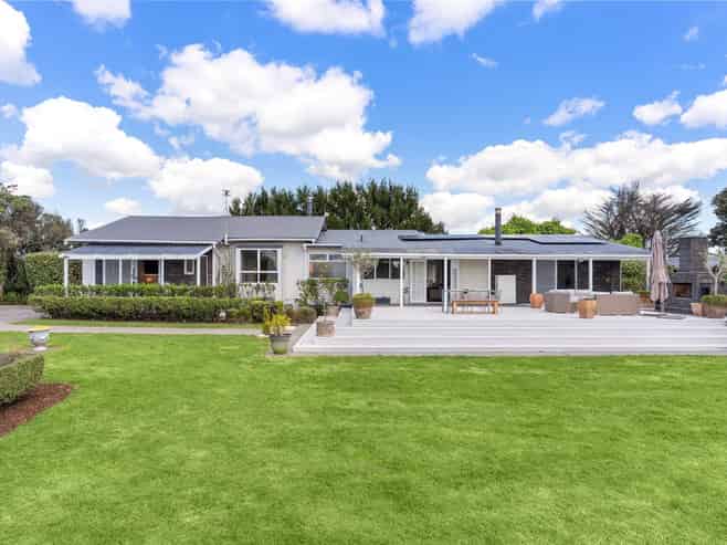 1402 Glenbrook Road, Glenbrook