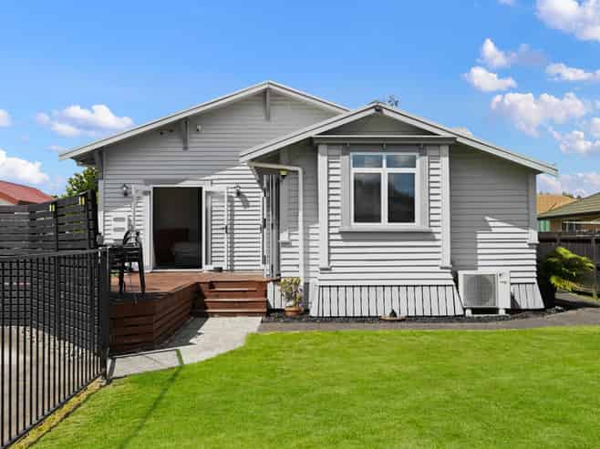 64A Fifth Avenue, Enderley