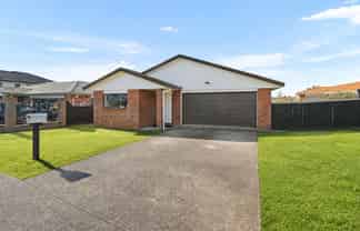 83 Pitt Avenue, Clendon Park