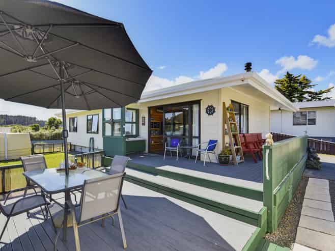 15 Muaupoko Street, Hokio Beach