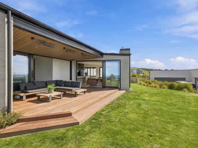 19 Rauhea Lane, Clifton