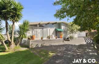 13 Leaver Place, Weymouth