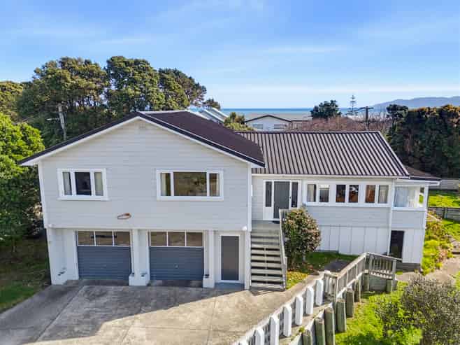 9 Kirkway, Raumati Beach