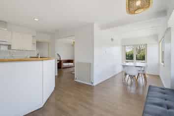 50A Holland Street, Glenholme