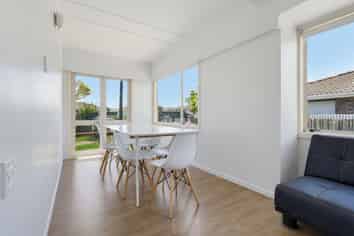 50A Holland Street, Glenholme