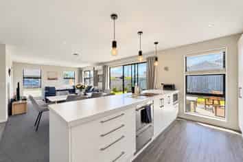 18 Maitland Crescent, Rolleston