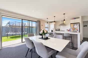 18 Maitland Crescent, Rolleston